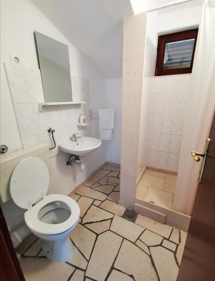Apartments Plazibat Škrip Exteriér fotografie