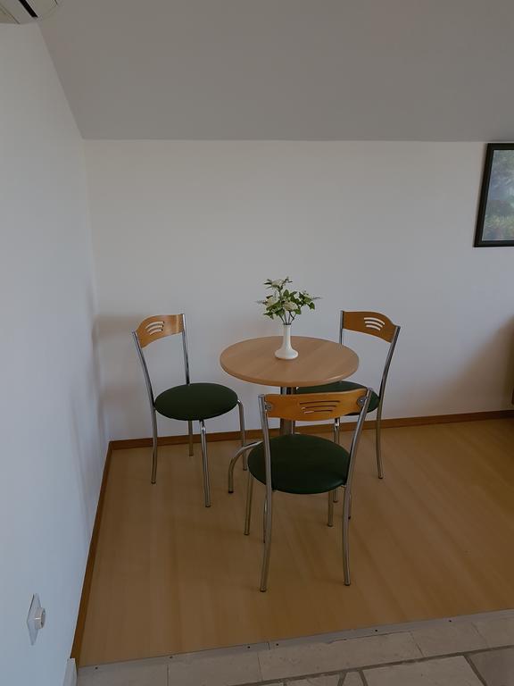Apartments Plazibat Škrip Exteriér fotografie