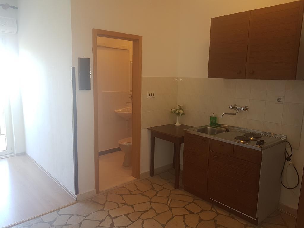 Apartments Plazibat Škrip Exteriér fotografie