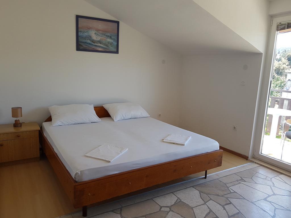 Apartments Plazibat Škrip Exteriér fotografie
