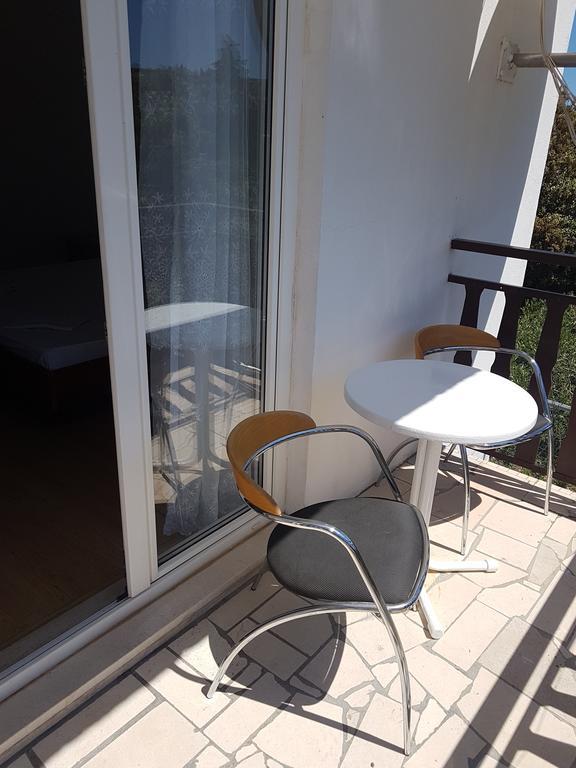 Apartments Plazibat Škrip Exteriér fotografie
